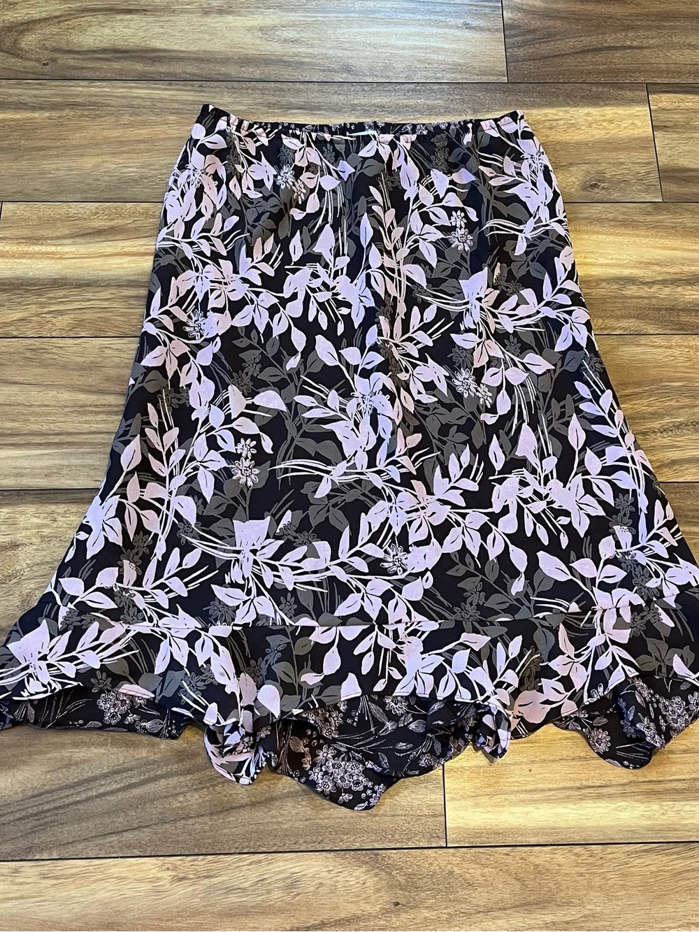 Reversible Christopher & banks floral brown and pink ruffle hem skirt sz medium - Picture 2 of 6